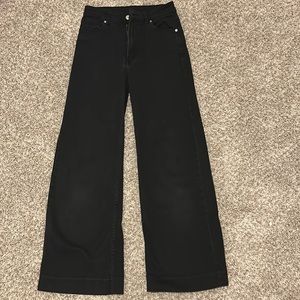 H&M divided black pair of wide leg jeans